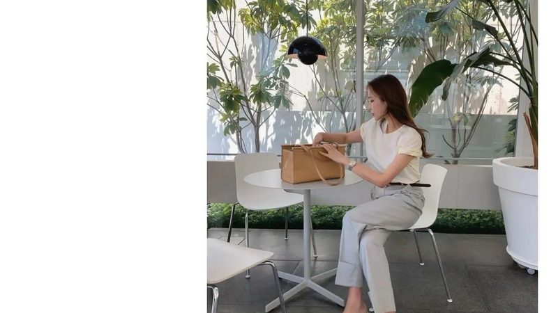 揭秘年月嫂收费标准：揭秘背后的因素与考量